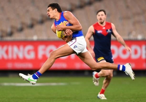 Jamarra Ugle-Hagan of the Bulldogs marks during the round 20 AFL match between Melbourne Demons and Western Bulldogs at Melbourne Cricket Ground on...
