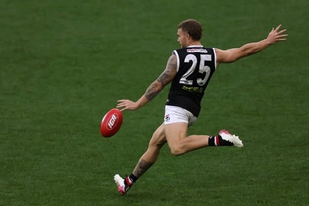 Dean Kent of the Saints in action during the round 19 AFL match between West Coast Eagles and St Kilda Saints at Optus Stadium on July 24, 2021 in...
