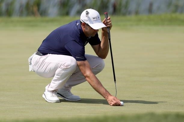 Cameron Tringale lines up a putt on the 14th green during the Third Round of the 3M Open at TPC Twin Cities on July 24, 2021 in Blaine, Minnesota.