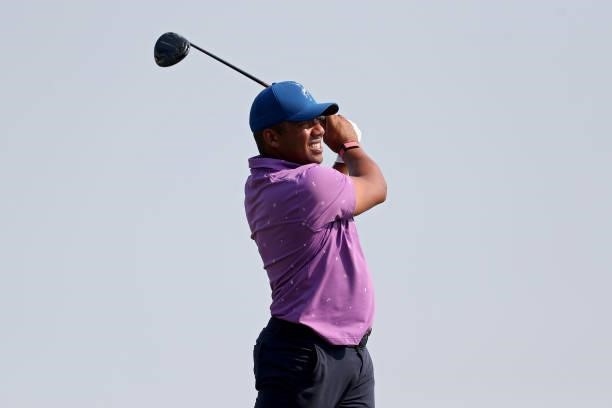 Jhonattan Vegas of Venezuela plays his shot from the 18th tee during the Third Round of the 3M Open at TPC Twin Cities on July 24, 2021 in Blaine,...