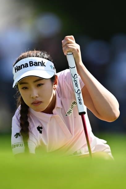 Yealimi Noh of United States lines up a putt on the sixteenth green during day four of the The Amundi Evian Championship at Evian Resort Golf Club on...