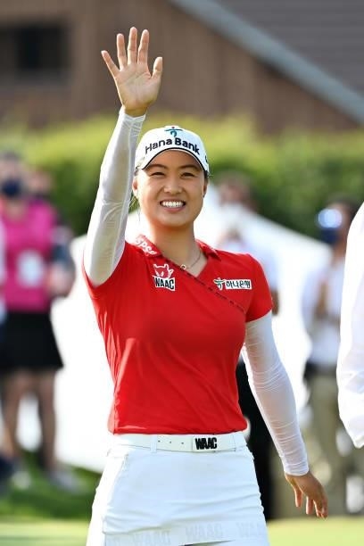 Tournament winner Minjee Lee of Australia waves to the crowd during day four of the The Amundi Evian Championship at Evian Resort Golf Club on July...
