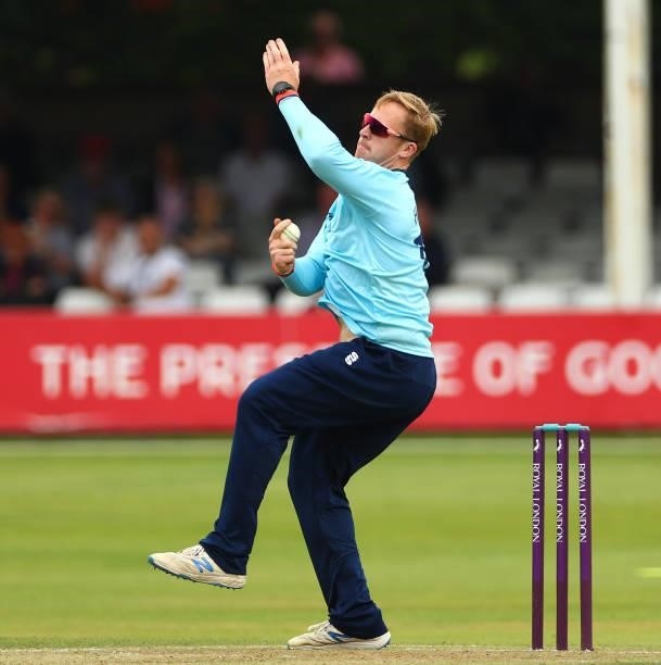 Simon Harmer of Essex bowls during the Royal London Cup match between Essex and Middlesex at Cloudfm County Ground on July 25, 2021 in Chelmsford,...