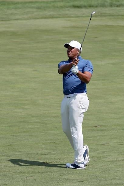 Jhonattan Vegas of Venezuela plays his shot on the 11th hole during the final round of the 3M Open at TPC Twin Cities on July 25, 2021 in Blaine,...