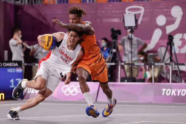 Ryuto Yasuoka of Japan and Jessey Voorn of the Netherlands competing on Men's Pool Round during the Tokyo 2020 Olympic Games at the Aomi Urban Sports...