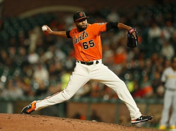 Jay Jackson of the San Francisco Giants pitches against the Pittsburgh Pirates at Oracle Park on July 23, 2021 in San Francisco, California.