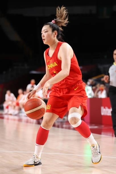 Meng Li of Team China sets up the offense against Puerto Rico during the second half of a Women's Preliminary Round Group C game on day four of the...