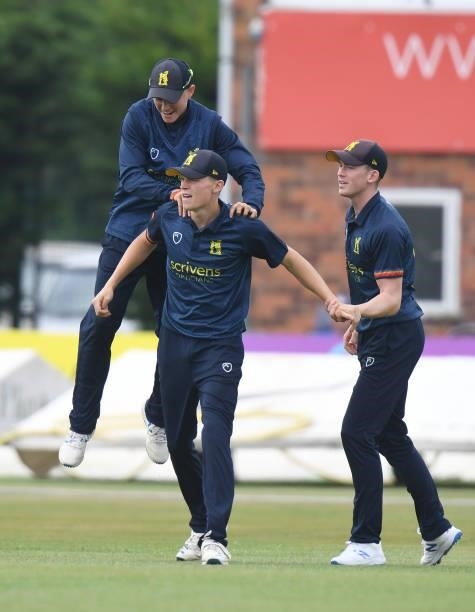 Ethan Brookesof Warwickshire celebrates catching out Ravi Rampaul of Derbyshire during the Royal London Cup match between Derbyshire and Warwickshire...