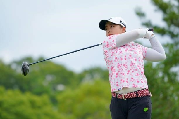 Mao Saigo of Japan hits her tee shot on the 1st hole during the Pro-Am ahead of Rakuten Super Ladies at Tokyu Grand Oak Golf Club on July 28, 2021 in...