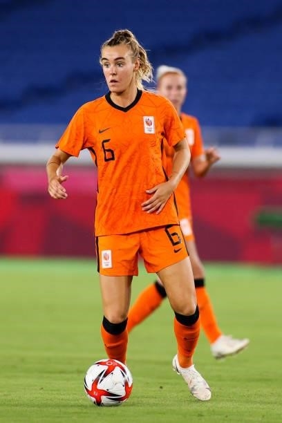 Roord Jill of Netherland controls the ball in the Women's First Round match during the Tokyo 2020 Olympic Games between Netherland and China at...