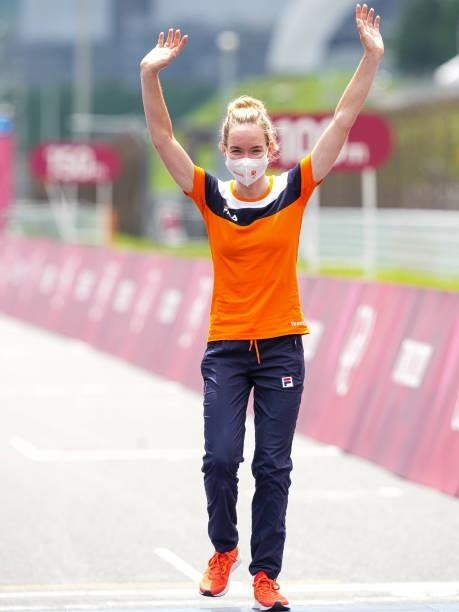 Bronze medallist Anna van der Breggen of Team Netherlands pose during the medal ceremony for the Women's Individual Time Trial during day 5 of the...