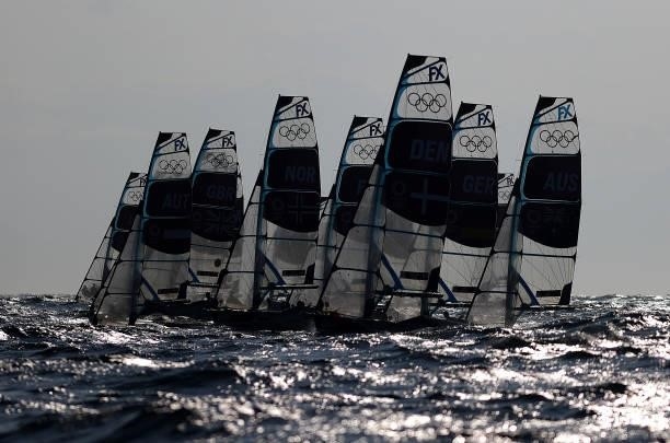 Women's Skiff - 49er class race gets underway on day five of the Tokyo 2020 Olympic Games at Enoshima Yacht Harbour on July 28, 2021 in Fujisawa,...
