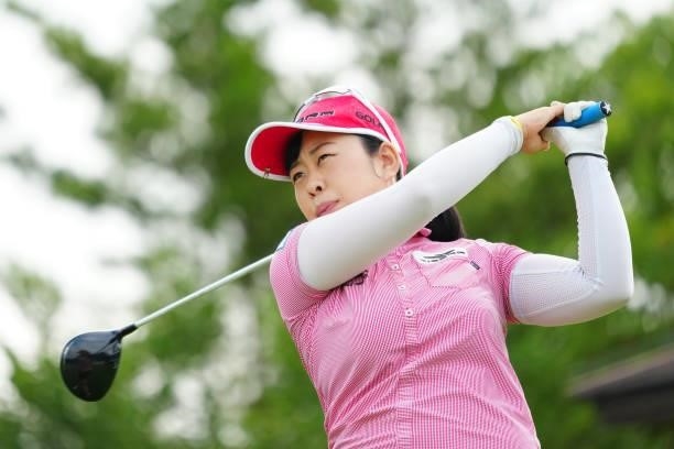 Saki Takeo of Japan hits her tee shot on the 1st hole during the second round of Rakuten Super Ladies at Tokyu Grand Oak Golf Club on July 30, 2021...