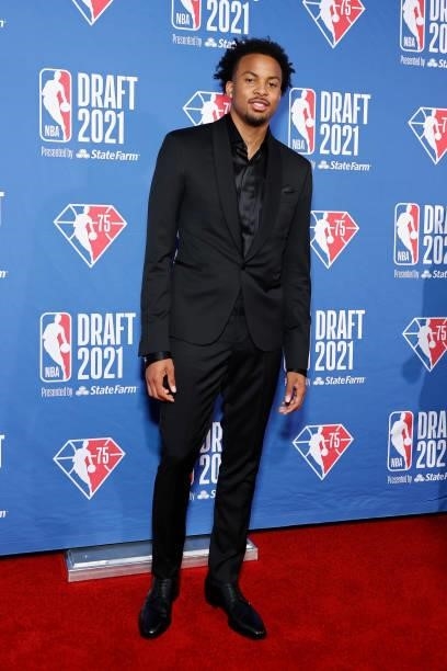 Moses Moody poses for photos on the red carpet during the 2021 NBA Draft at the Barclays Center on July 29, 2021 in New York City.
