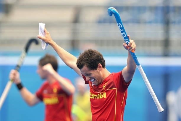 Enrique Gonzalez de Castejon of Team Spain celebrates the tying goal during the Men's Preliminary Pool A match between Australia and Spain on day...