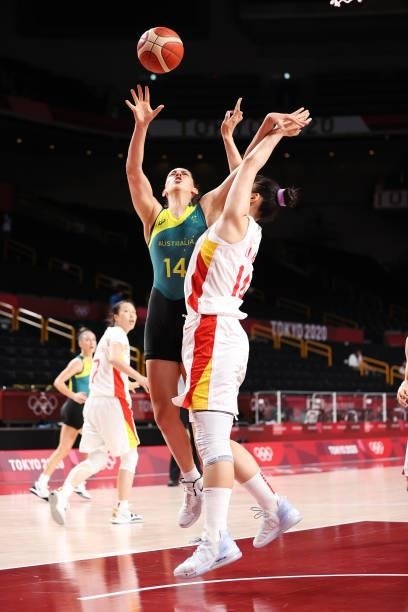 Yueru Li of Team China drives to the basket against Yueru Li of Team China during the second half of a Women's Basketball Preliminary Round Group C...