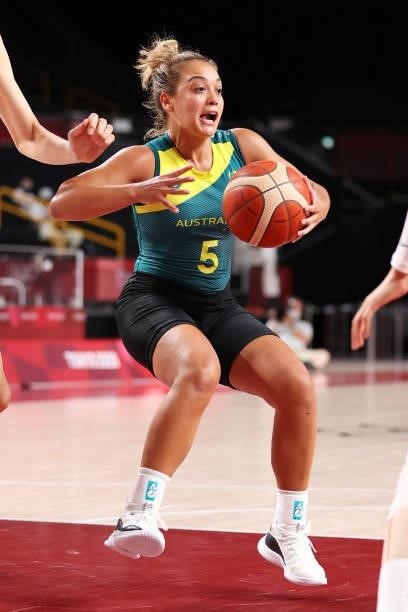 Leilani Mitchell of Team Australia drives to the basket against China during the second half of a Women's Basketball Preliminary Round Group C game...