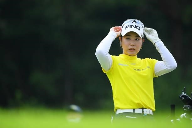 Mamiko Higa of Japan is seen on the 17th tee during the final round of Rakuten Super Ladies at Tokyu Grand Oak Golf Club on July 31, 2021 in Kato,...