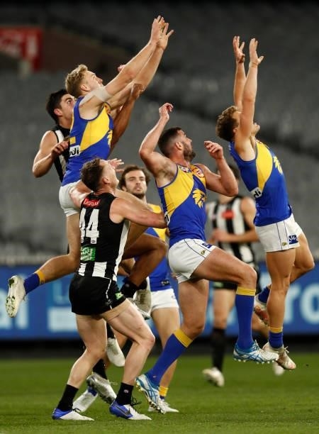 Oscar Allen of the Eagles attempts to mark the ball during the round 20 AFL match between Collingwood Magpies and West Coast Eagles at Melbourne...