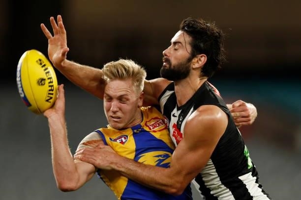 Oscar Allen of the Eagles and Brodie Grundy of the Magpies compete during the round 20 AFL match between Collingwood Magpies and West Coast Eagles at...