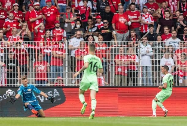 Alex Berenguer of Athletic Bilbao scores his team's first goal past goalkeeper Andreas Luthe of 1.FC Union Berlin during the pre-season friendly...