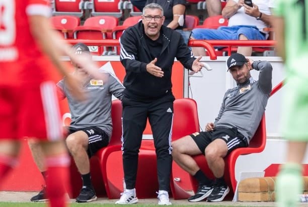 Head coach Urs Fischer of 1.FC Union Berlin reacts during the pre-season friendly match between 1. FC Union Berlin and Athletic Bilbao at Stadion An...