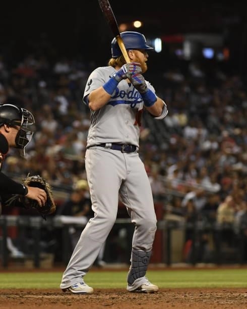 Justin Turner of the Los Angeles Dodgers gets ready in the batters box against the Arizona Diamondbacks at Chase Field on July 30, 2021 in Phoenix,...