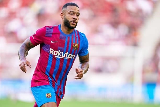 Memphis Depay of FC Barcelona in action during a pre-season friendly match between VfB Stuttgart and FC Barcelona at Mercedes-Benz Arena on July 31,...