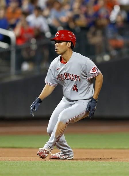 Shogo Akiyama of the Cincinnati Reds leads off second base during the fourth inning against the New York Mets at Citi Field on July 31, 2021 in New...