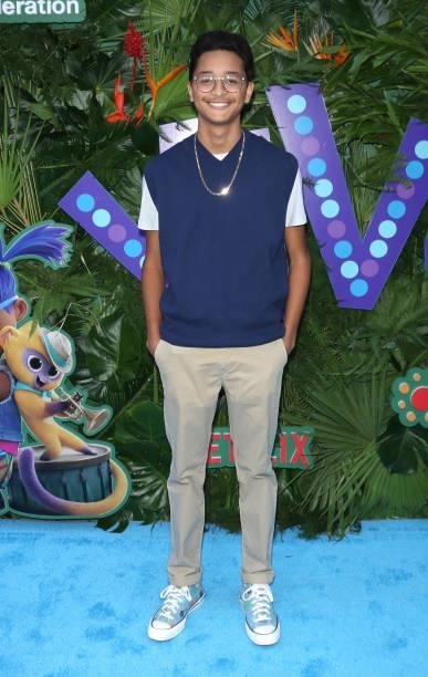 Actor Gregory Diaz IV attends the "VIVO