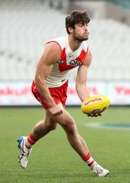 George Hewett of the Swans in action during the round 20 AFL match between Essendon Bombers and Sydney Swans at Melbourne Cricket Ground on August...