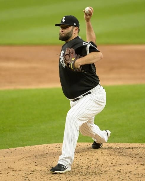 Lance Lynn of the Chicago White Sox pitches against the Cleveland Indians on July 30, 2021 at Guaranteed Rate Field in Chicago, Illinois.
