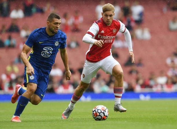 Emile Smith Rowe of Arsenal takes on Matteo Kovacic of Chelsea during the pre season friendly between Arsenal and Chelsea at Emirates Stadium on...