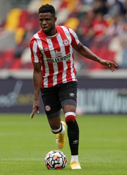 Frank Onyeka of Brentford in action during the pre season friendly match between Brentford and West Ham United at Brentford Community Stadium on July...