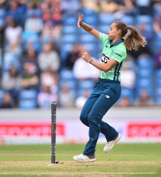 Tash Farrant of Oval Invicibles bowls during The Hundred match between Northern Superchargers Women and Oval Invincibles Women at Emerald Headingley...