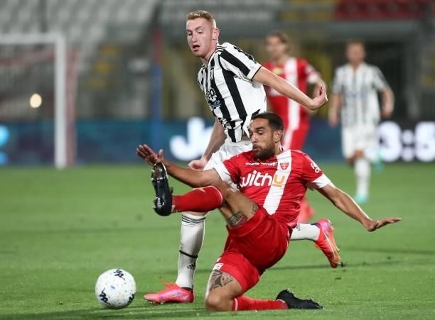 Dejan Kulusevski of Juventus FC competes for the ball with Giuseppe Bellusci of AC Monza during the AC Monza v Juventus FC - Trofeo Berlusconi at...