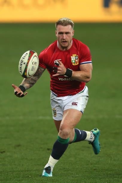 Stuart Hogg of the British & Irish Lions juggles the ball during the second test between South Africa and the British & Irish Lions at FNB Stadium on...