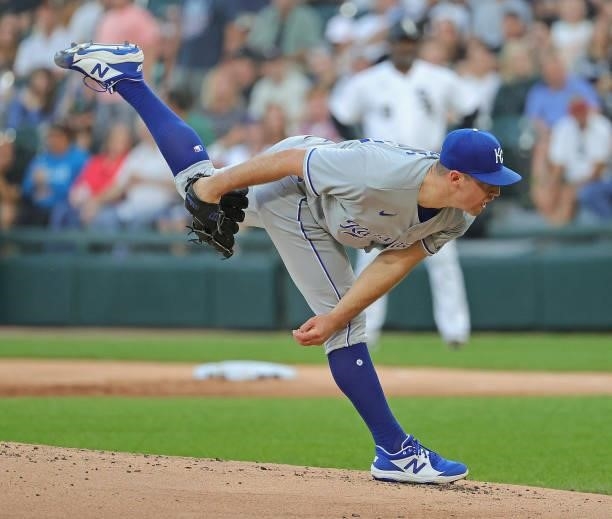 Starting pitcher Kris Bubic of the Kansas City Royals delivers the ball against the Chicago White Sox at Guaranteed Rate Field on August 03, 2021 in...