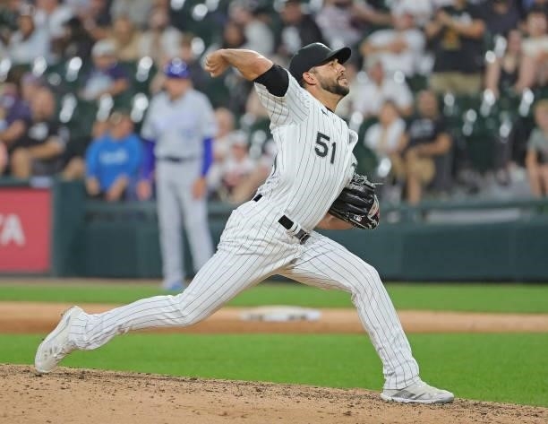 Ryan Tepera of the Chicago White Sox pitches the 9th inning against the Kansas City Royals at Guaranteed Rate Field on August 03, 2021 in Chicago,...