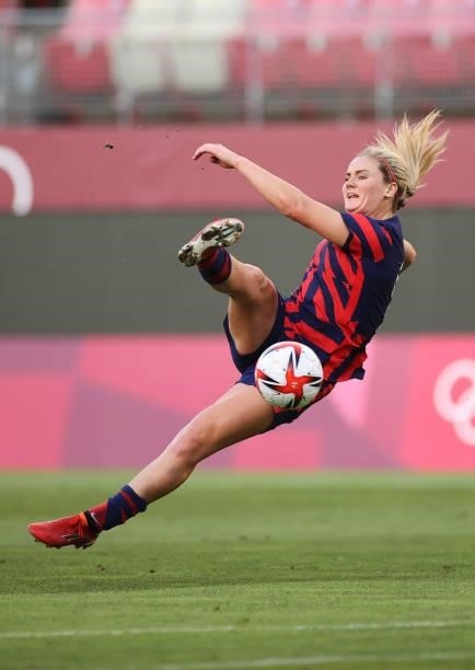 Lindsey Horan of Team United States shoots during the Women's Bronze Medal match between United States and Australia on day thirteen of the Tokyo...