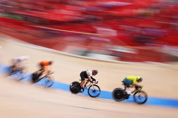 General view of Eiya Hashimoto of Team Japan sprints during the Men's Omnium points race, 4 round of 4 of the track cycling on day thirteen of the...