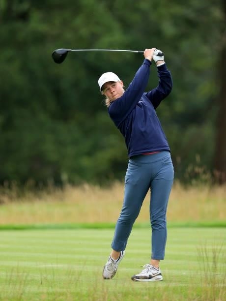 Lauren Horsford of England plays her tee shot on the fourth hole during the Rose Ladies Series at JCB Golf & Country Club on August 05, 2021 in...