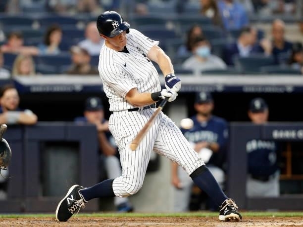 LeMahieu of the New York Yankees connects on a third inning base hit against the Seattle Mariners at Yankee Stadium on August 05, 2021 in New York...