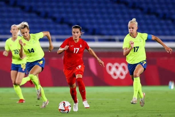 Jessie Fleming of Canada controls the ball during the Olympic women's football gold medal match between Sweden and Canada at International Stadium...