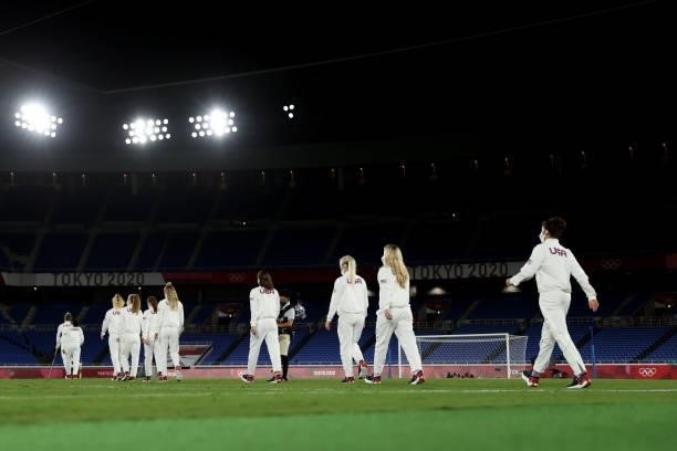 Team USA walk onto the pitch to the medal ceremony after winning the Bronze medal ahead of the Gold Medal Match Women's Football match between Canada...