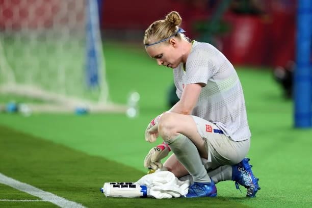 Hedvig Lindahl of Team Sweden reacts during the penalty shoot out during the Gold Medal Match Women's Football match between Canada and Sweden at...