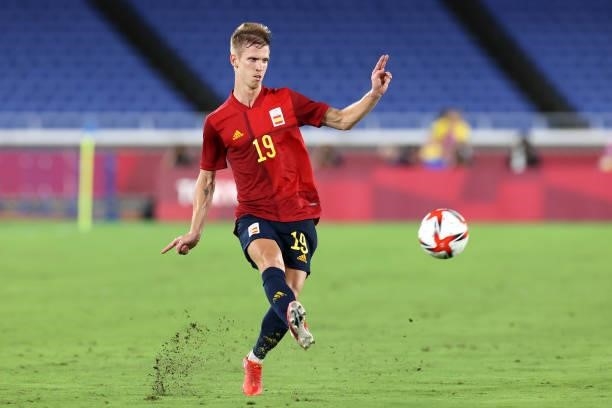 Dani Olmo of Team Spain makes a pass during the Men's Gold Medal Match between Brazil and Spain on day fifteen of the Tokyo 2020 Olympic Games at...