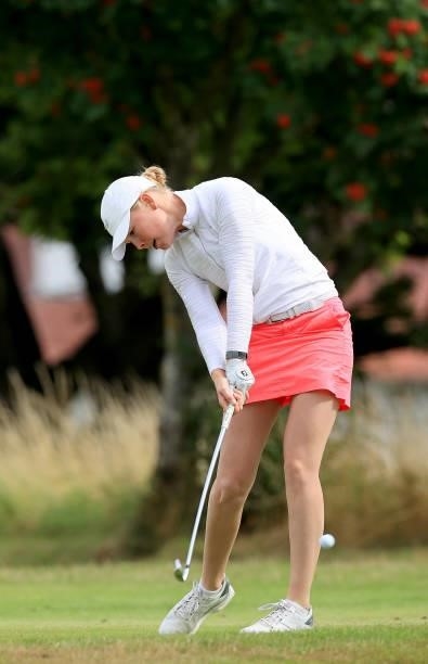 Dulcie Sverdloff of England plays her tee shot on the third hole during the Rose Ladies Series at Scotscraig Golf Club on August 07, 2021 in Tayport,...