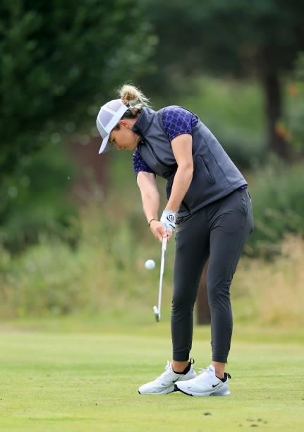 Amy Walsh of England plays her tee shot on the fourth hole during the Rose Ladies Series at Scotscraig Golf Club on August 07, 2021 in Tayport,...