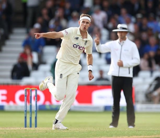 Stuart Broad of England celebrates taking the wicket of Kannaur Rahul of India during day four of the First LV= Insurance test match between England...